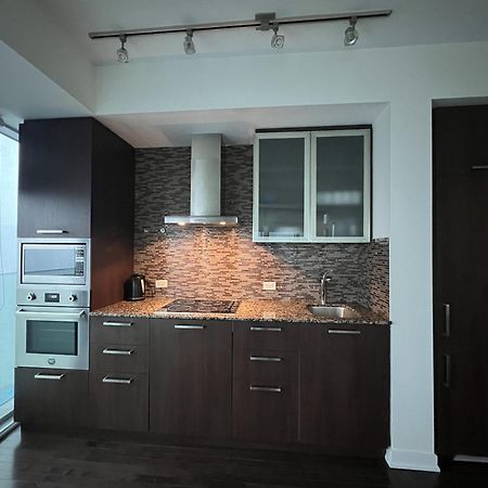 Grand Royal Suites تورونتو المظهر الخارجي الصورة