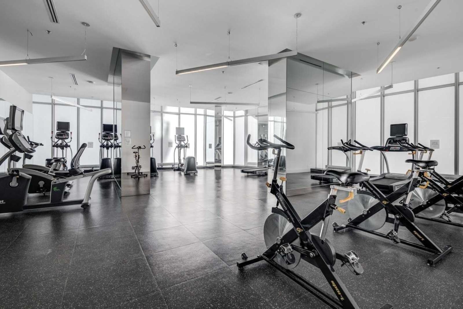 Grand Royal Suites تورونتو المظهر الخارجي الصورة