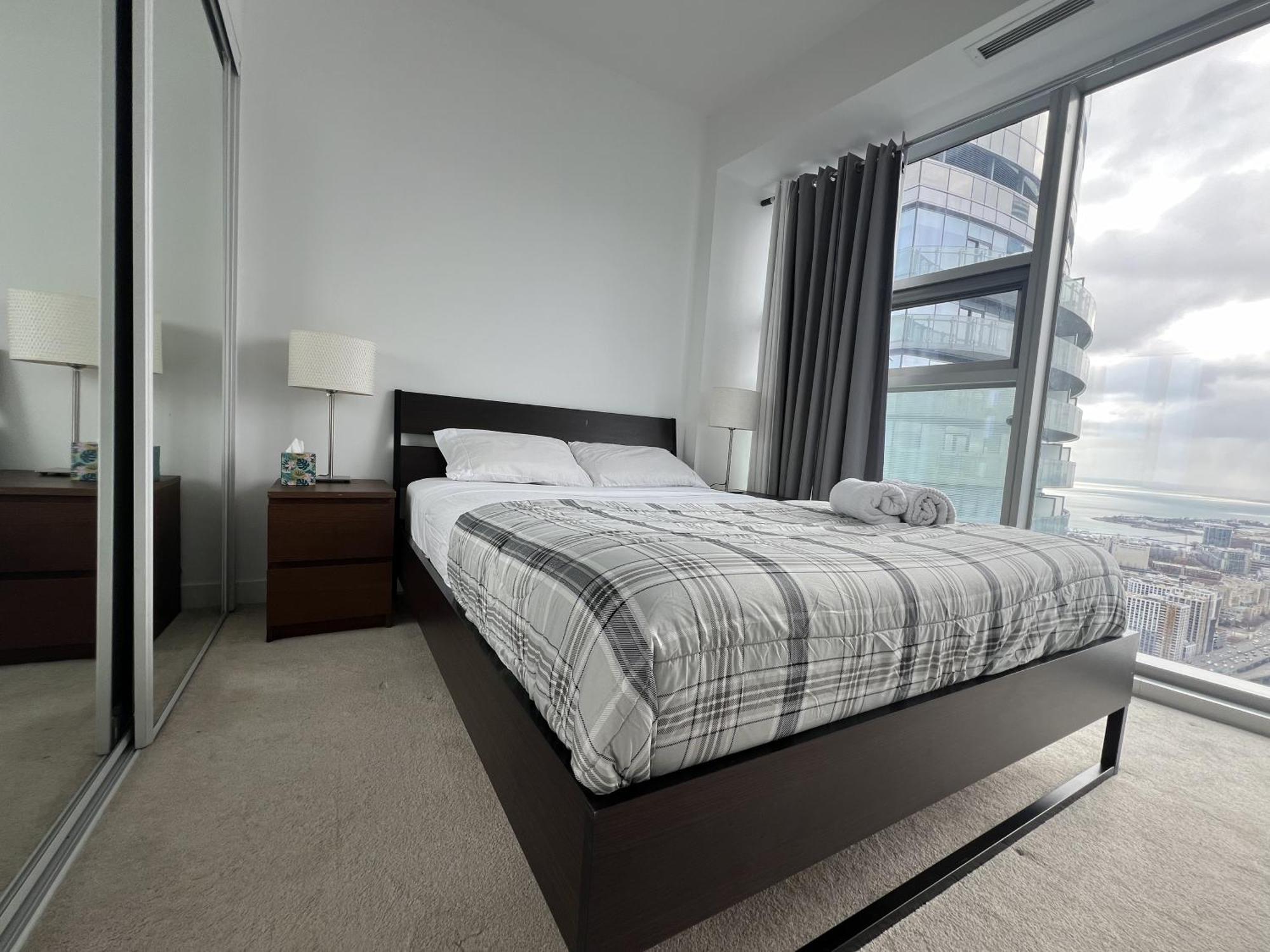 Grand Royal Suites تورونتو المظهر الخارجي الصورة