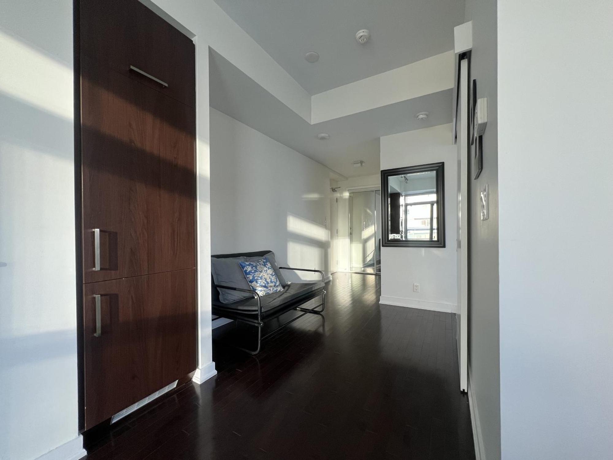 Grand Royal Suites تورونتو الغرفة الصورة